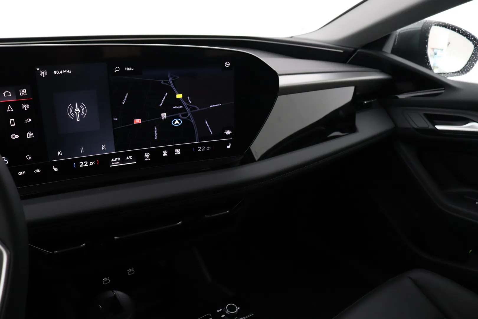 Audi A6 e-tron ISC-620 carousel image