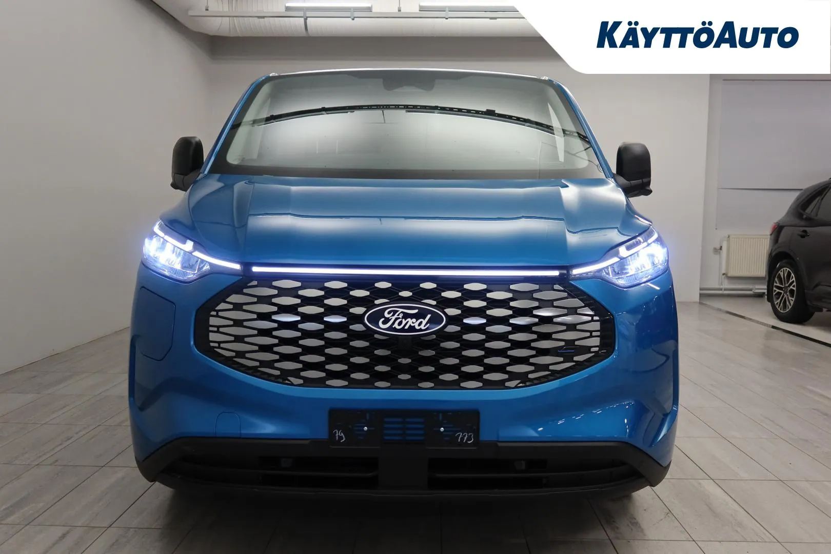 Ford Transit Custom ZPE-762 carousel image