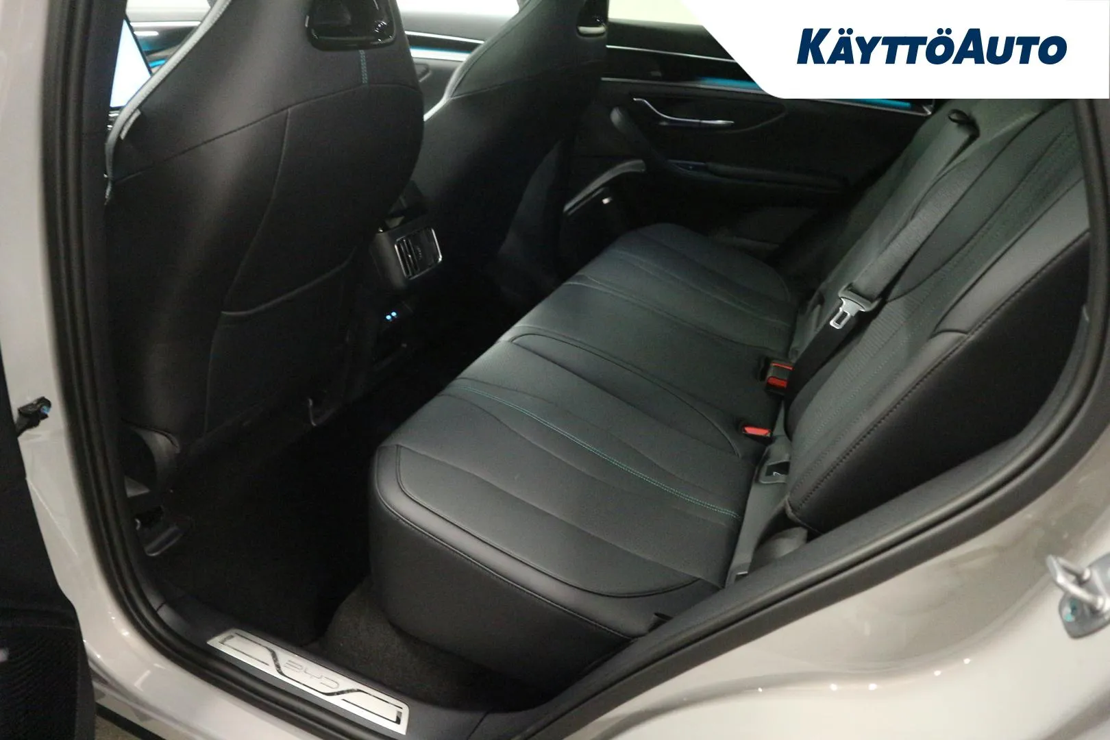 BYD Seal U GRB-496 carousel image