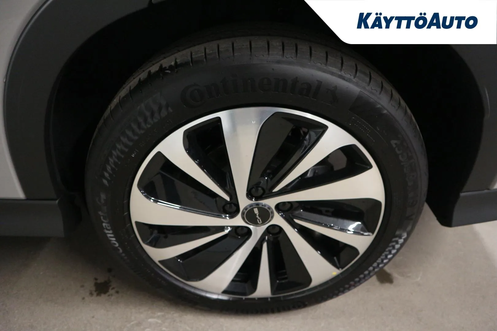 BYD Seal U GRB-496 carousel image