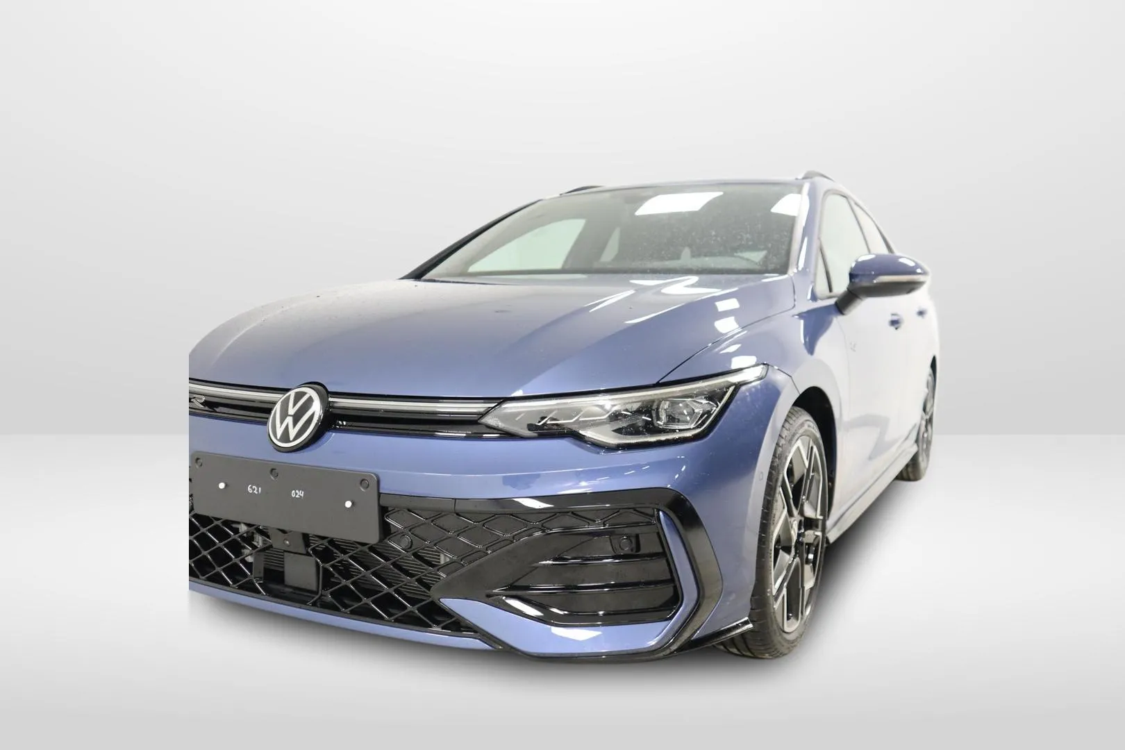 Volkswagen Golf JNY-835 carousel image