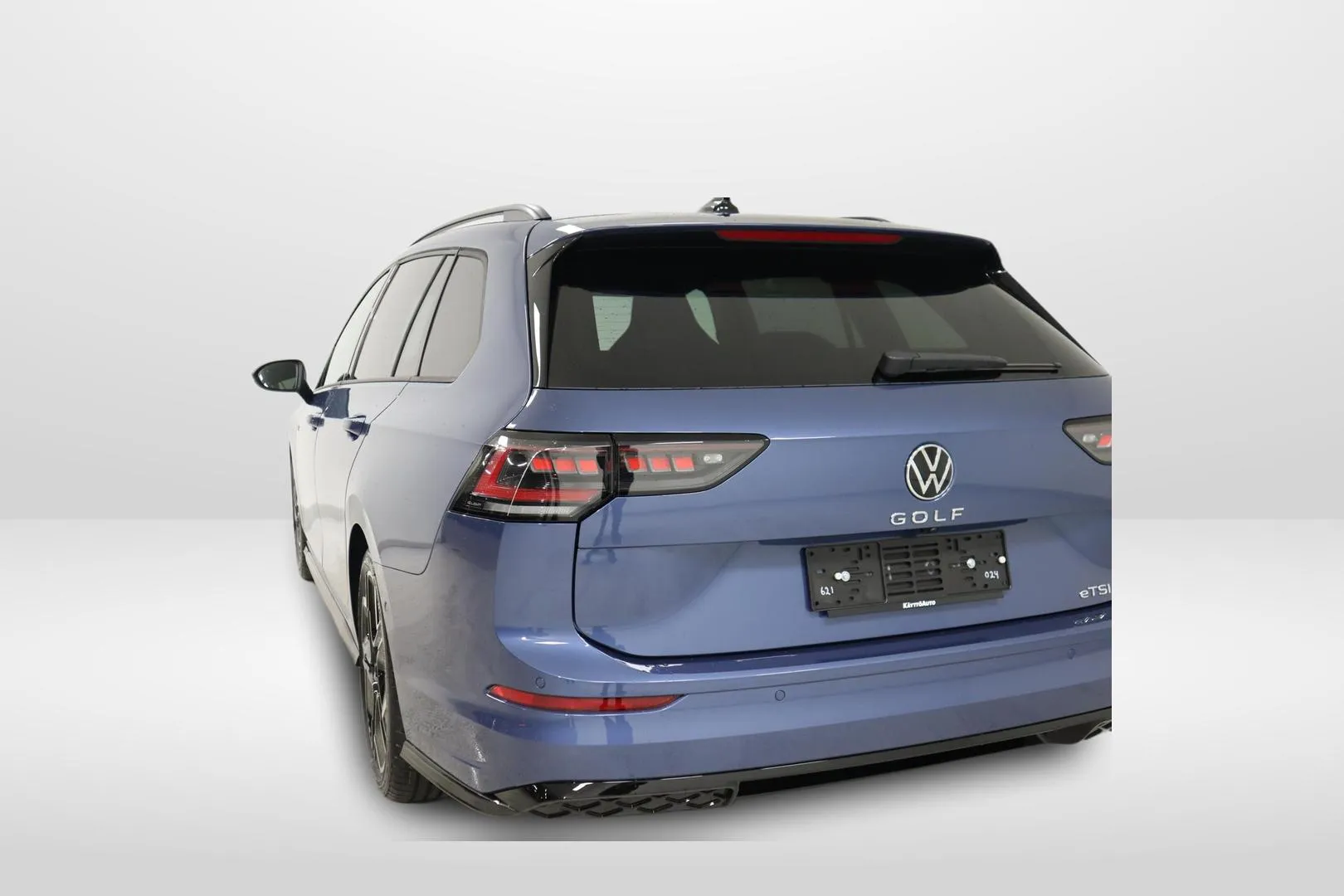 Volkswagen Golf JNY-835 carousel image