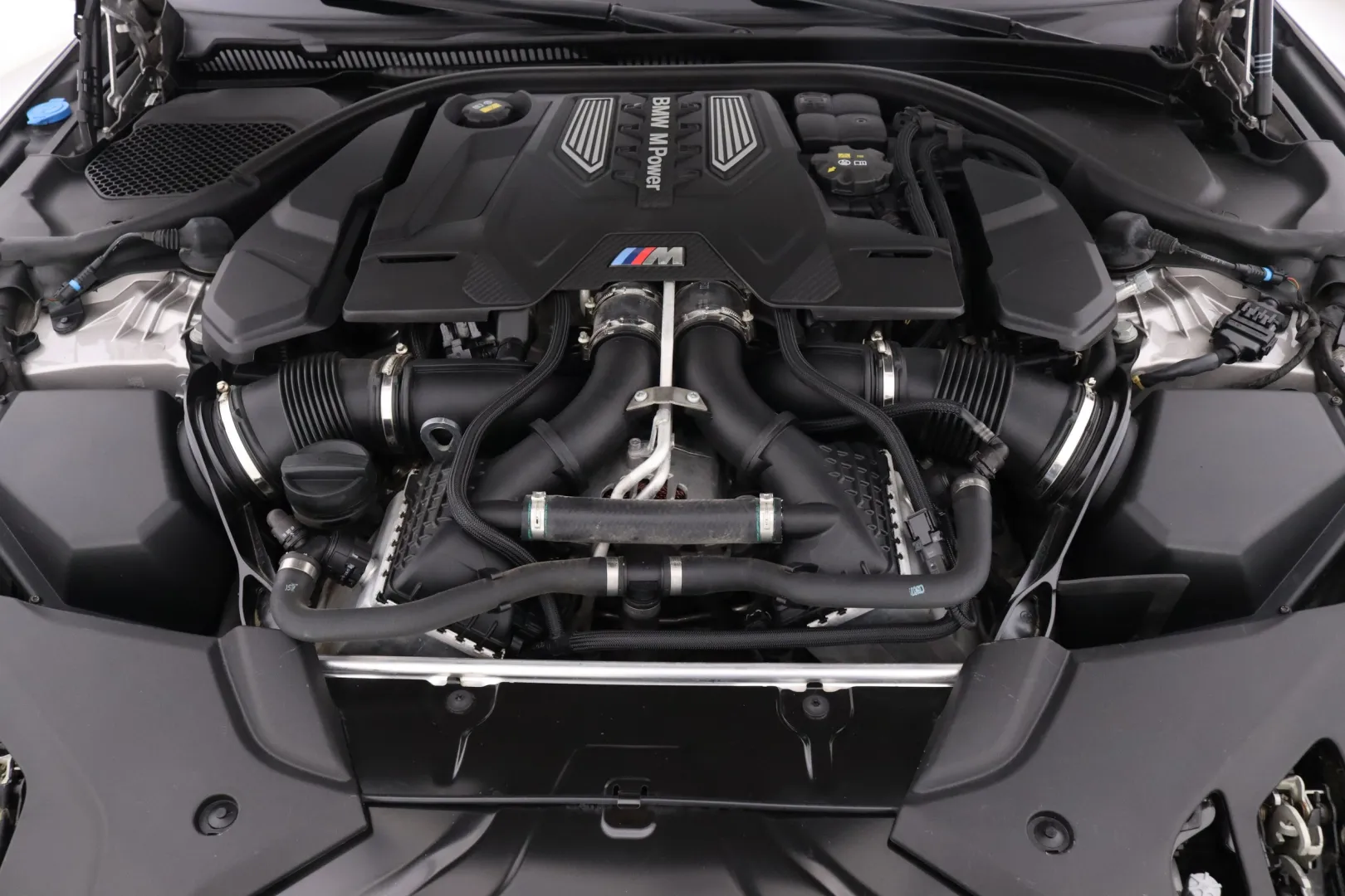 BMW M5 SMU-384 carousel image