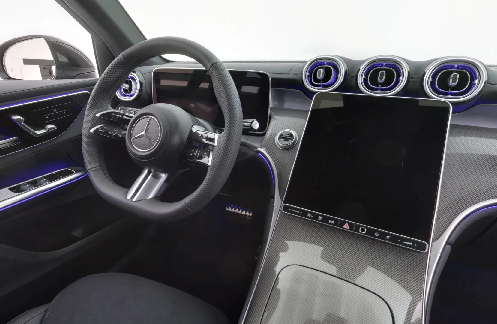 Mercedes-Benz GLC KXC-630 carousel image