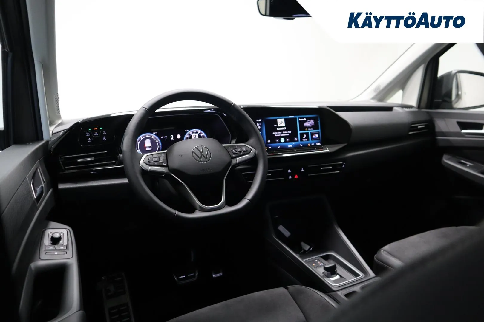 Volkswagen Caddy Maxi ZPA-186 carousel image