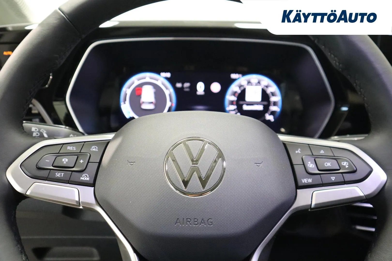 Volkswagen Caddy Maxi ZPA-186 carousel image