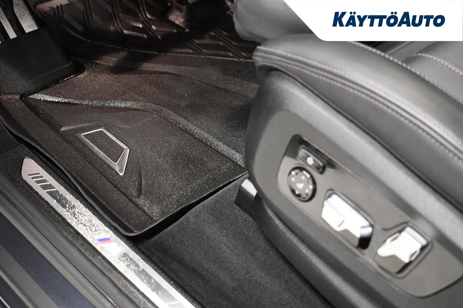 BMW X5 IZA-568 carousel image