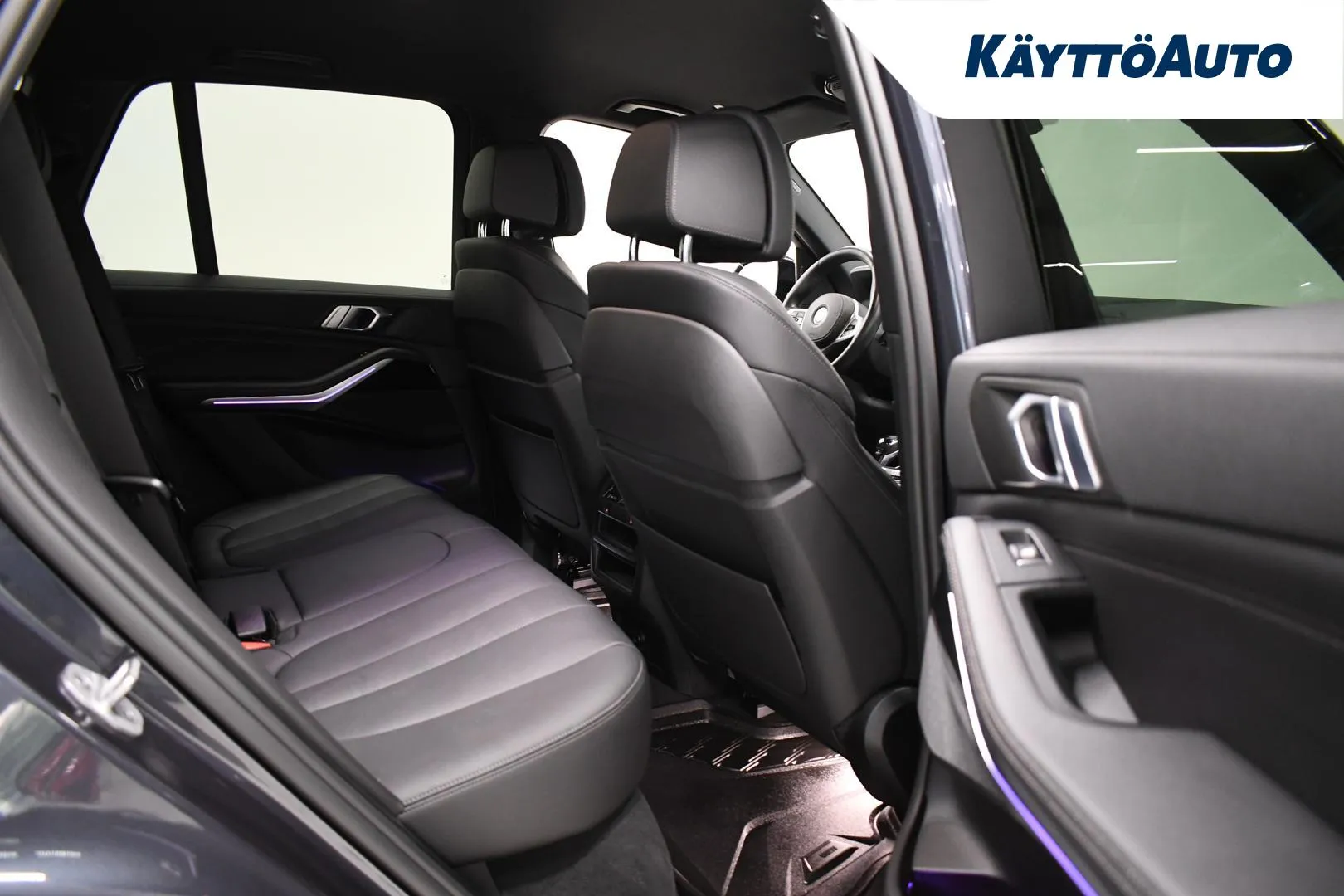 BMW X5 IZA-568 carousel image