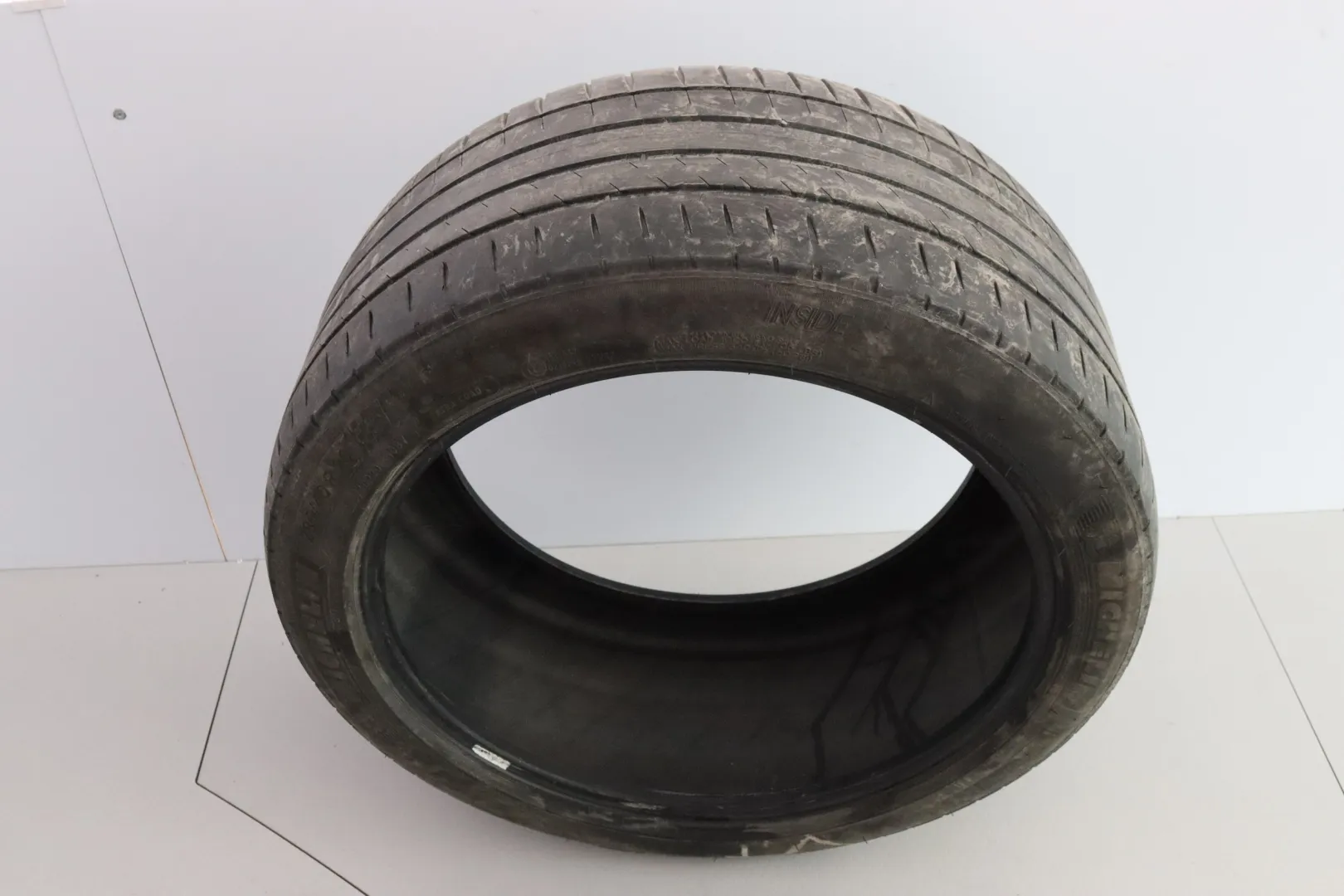 PORSCHE Taycan LSN-415 carousel image