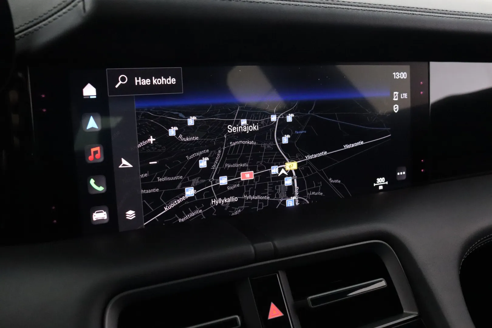 PORSCHE Taycan LSN-415 carousel image