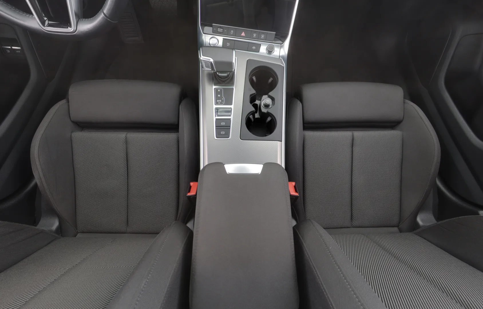 AUDI A6 ZMX-292 carousel image