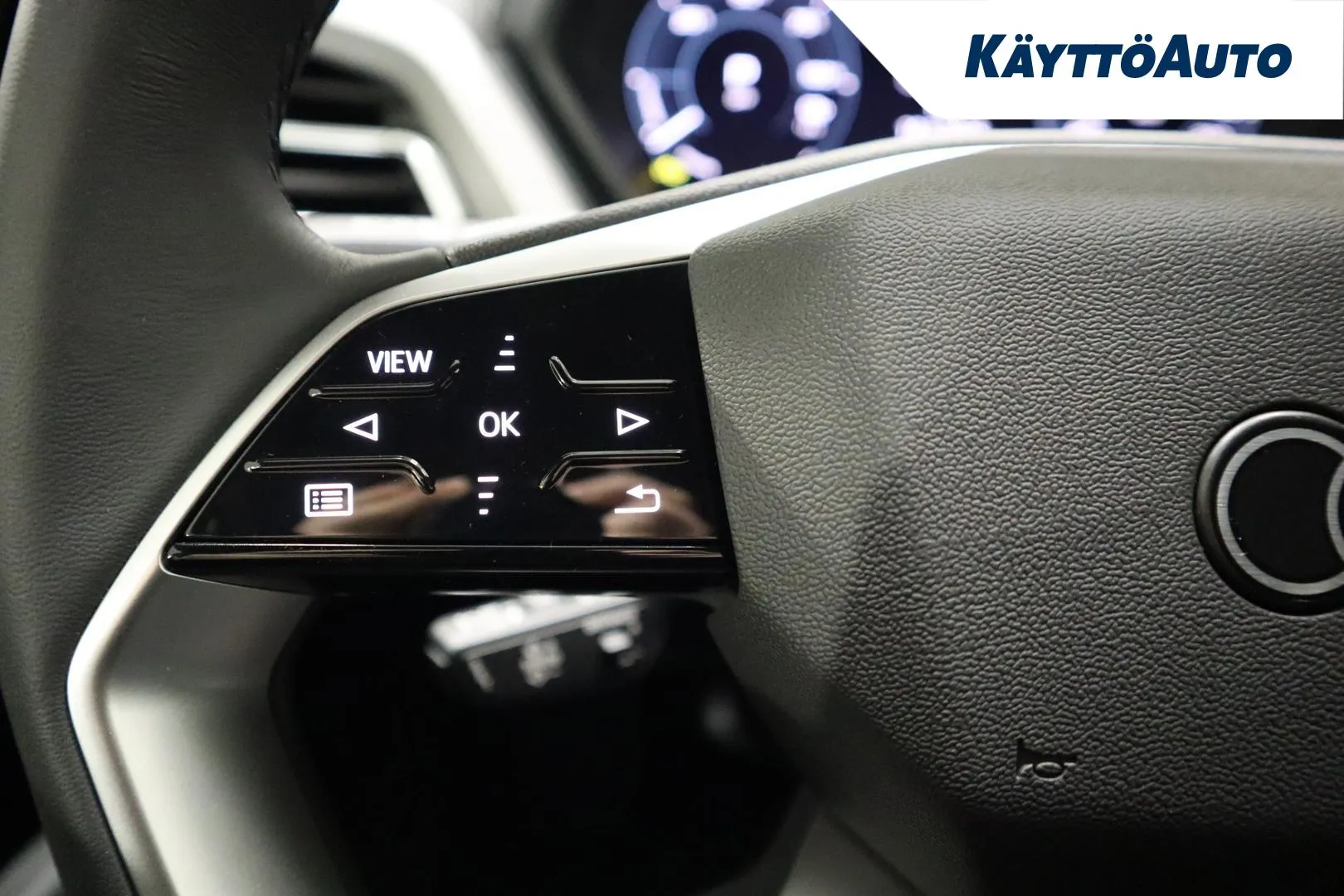 Audi Q4 e-tron KXJ-561 carousel image