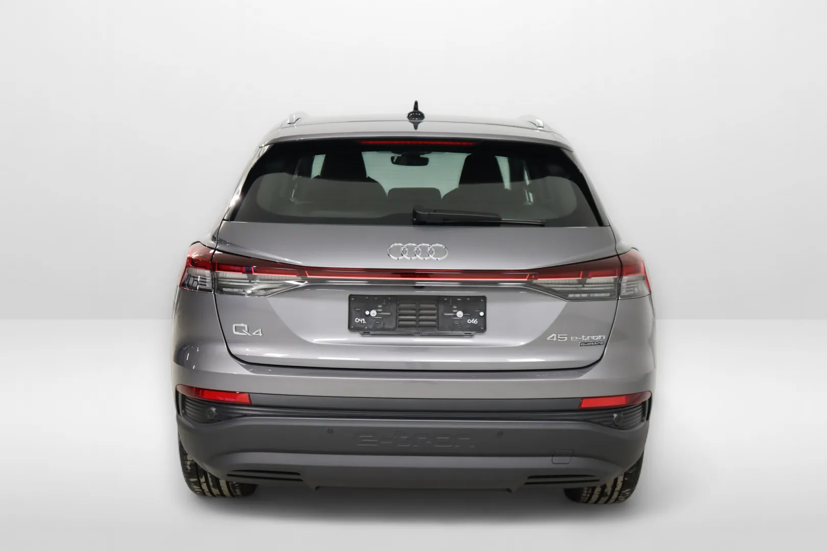 Audi Q4 e-tron KXJ-561 carousel image