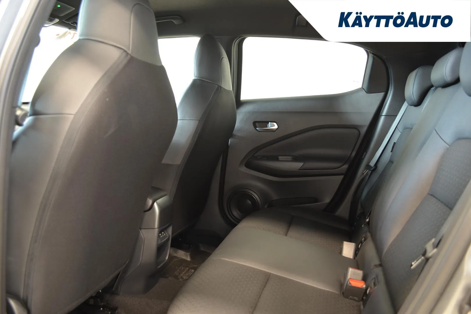 Nissan Juke RXE-739 carousel image