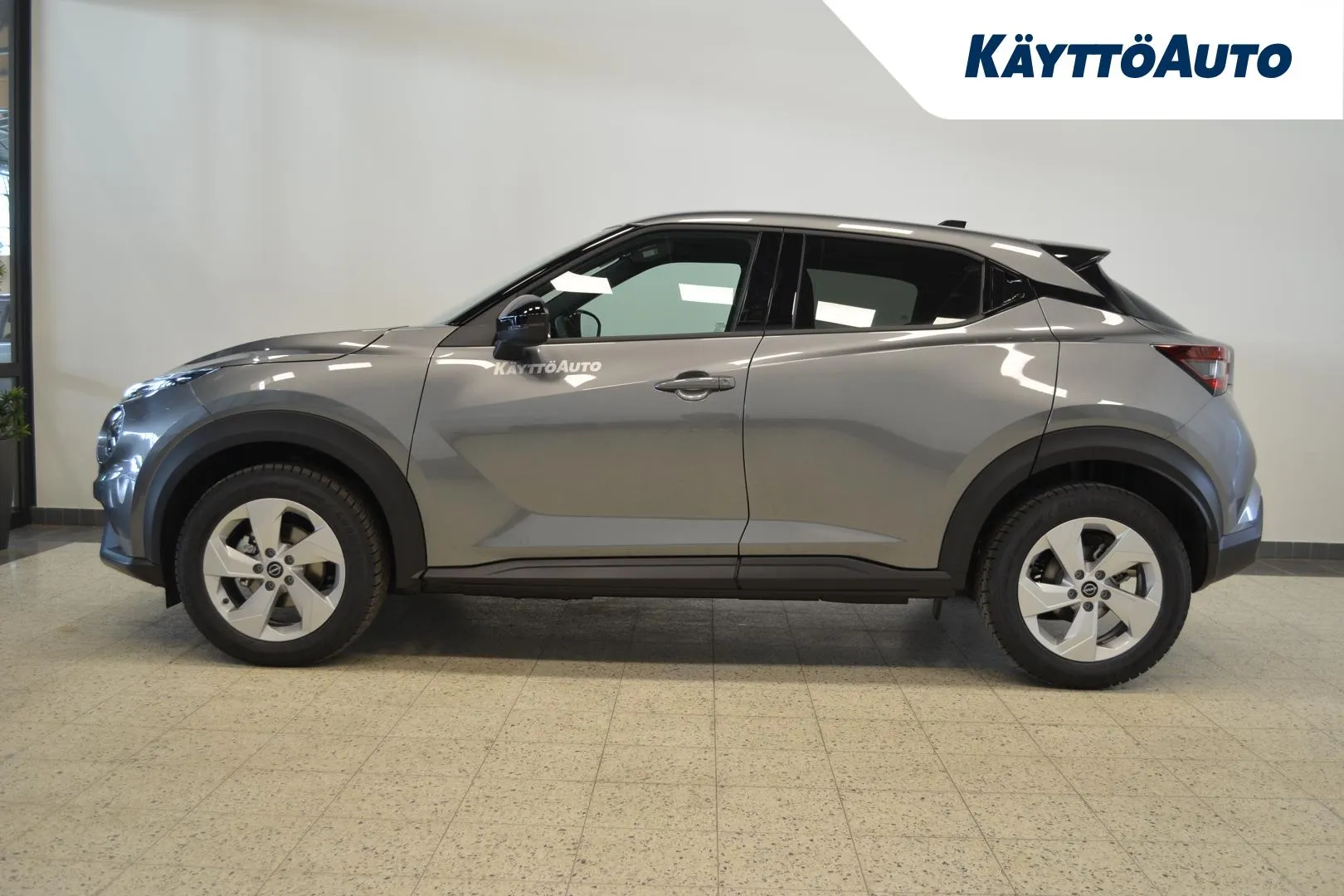 Nissan Juke RXE-739 carousel image