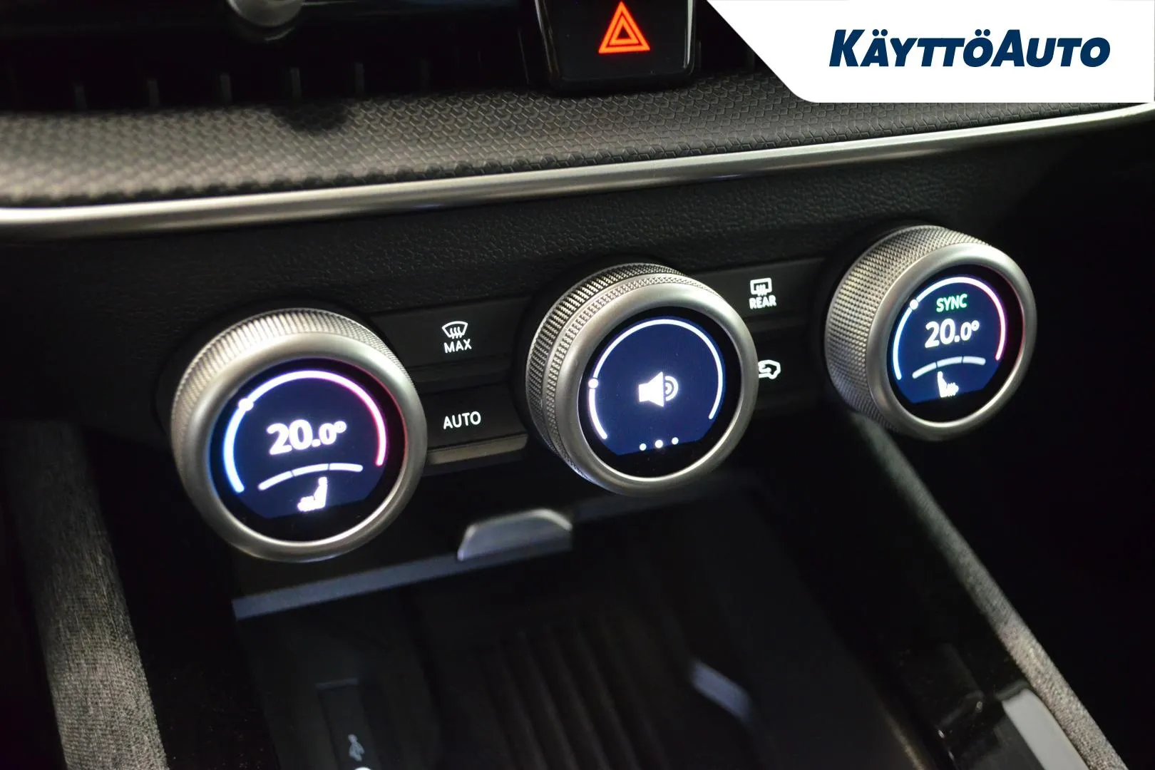 Skoda Superb JNP-707 carousel image