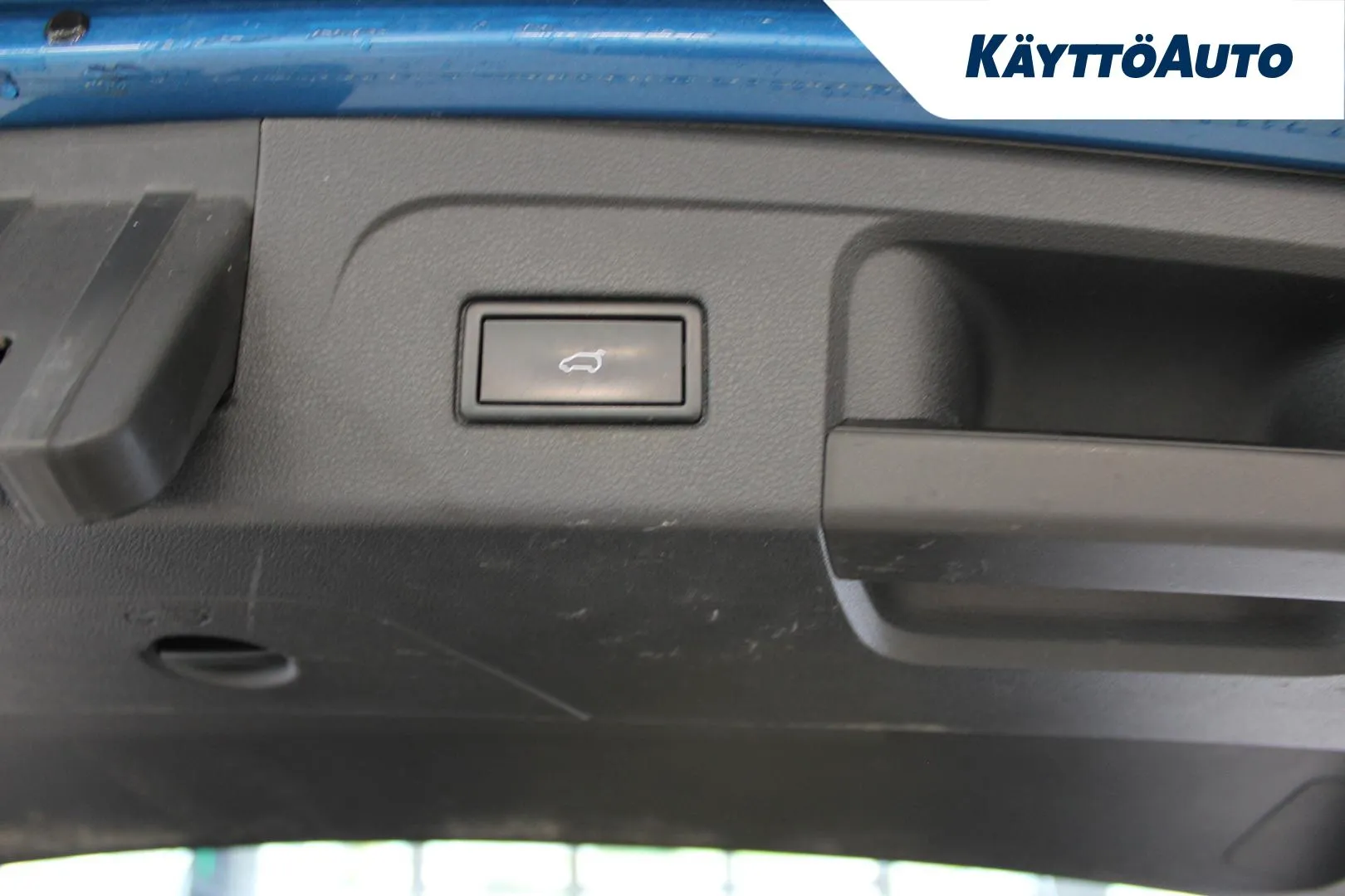 VOLKSWAGEN Touran FNM-323 carousel image