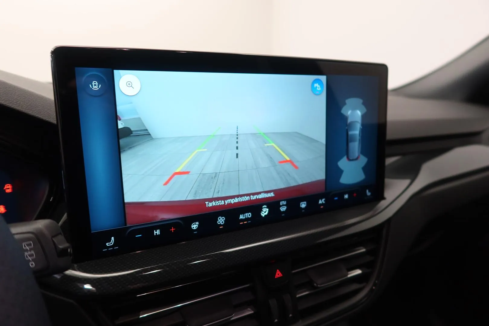 Ford Focus JNT-470 carousel image