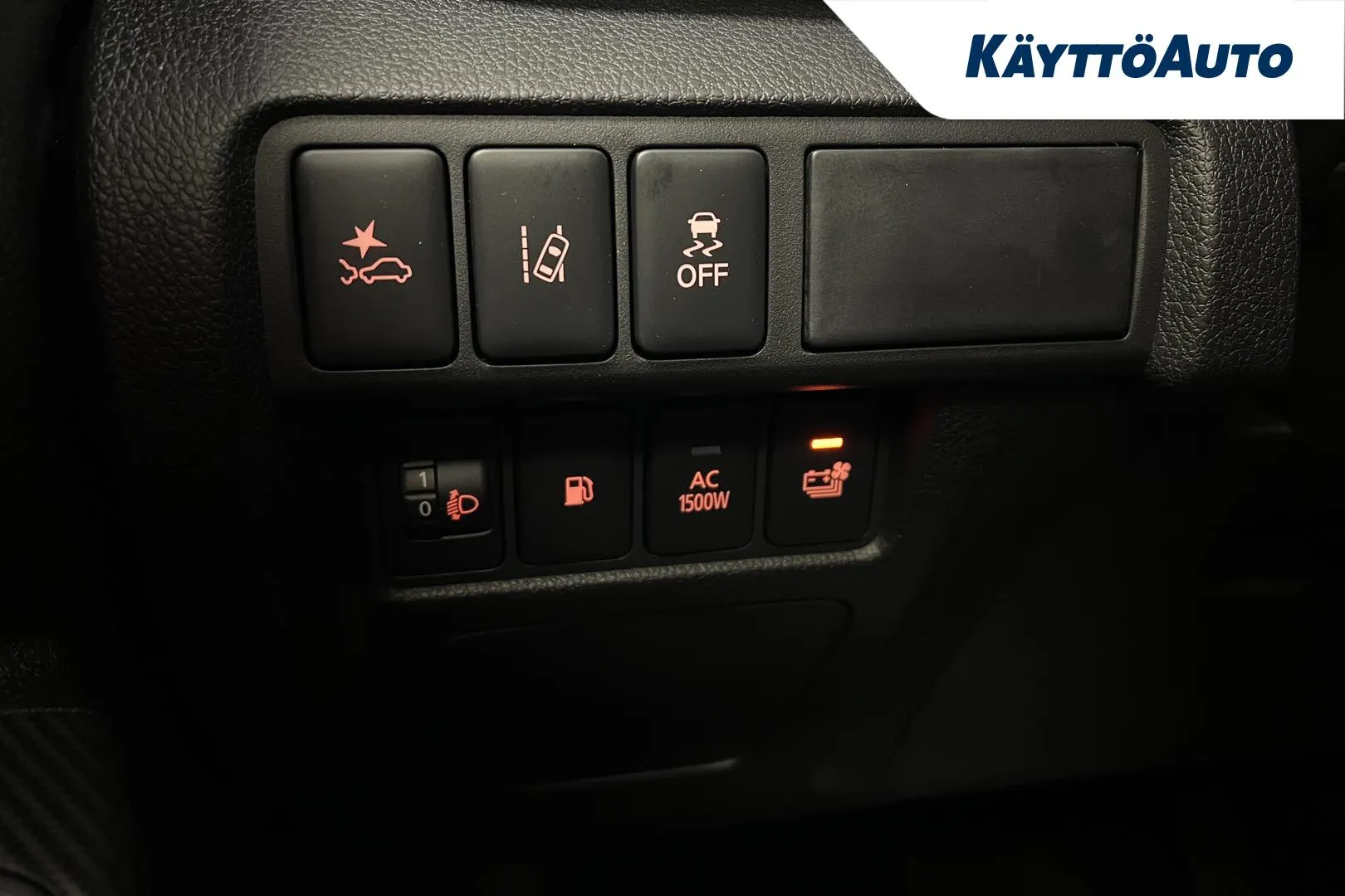 Mitsubishi Eclipse Cross IRM-724 carousel image