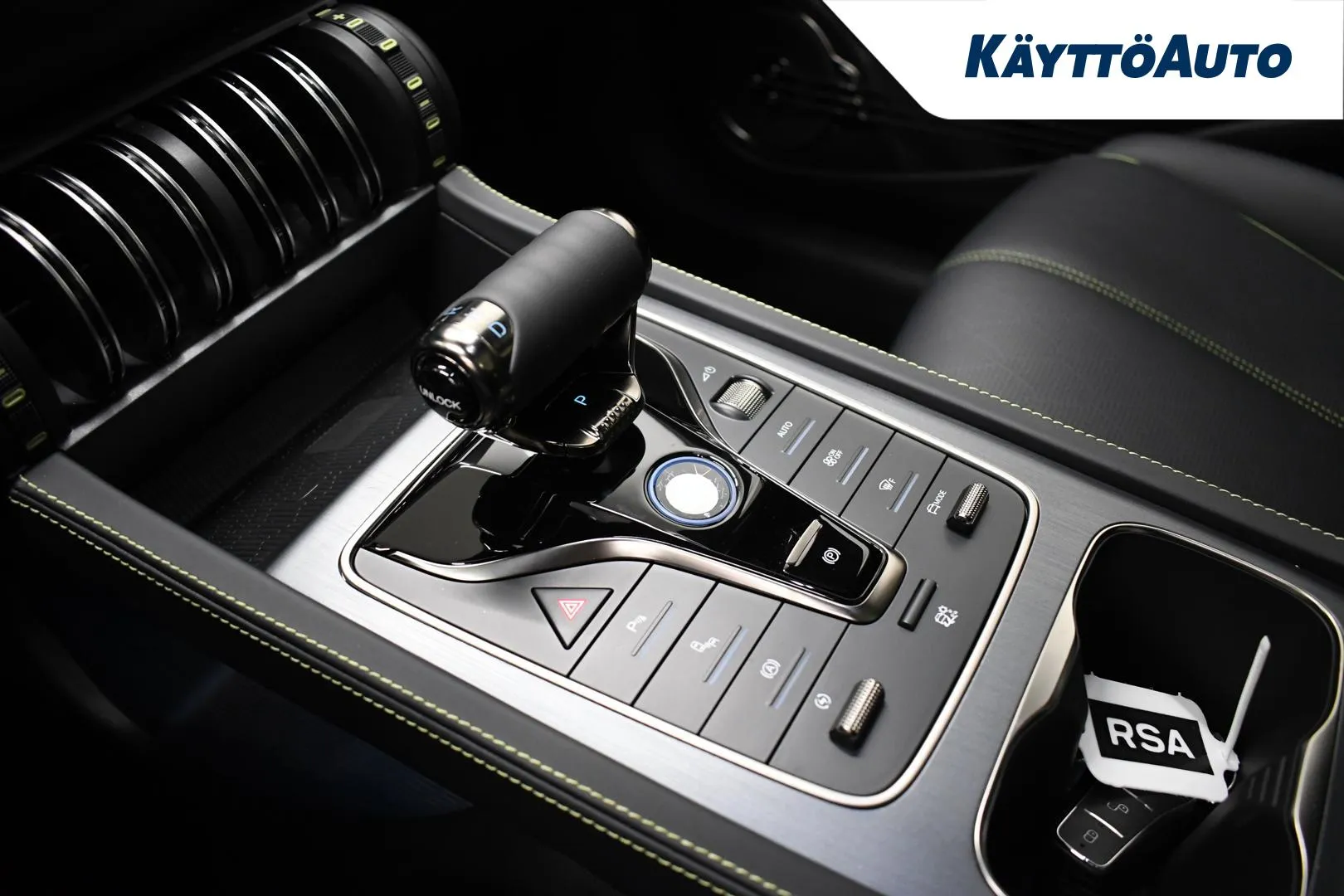 BYD Atto 3 MRJ-268 carousel image