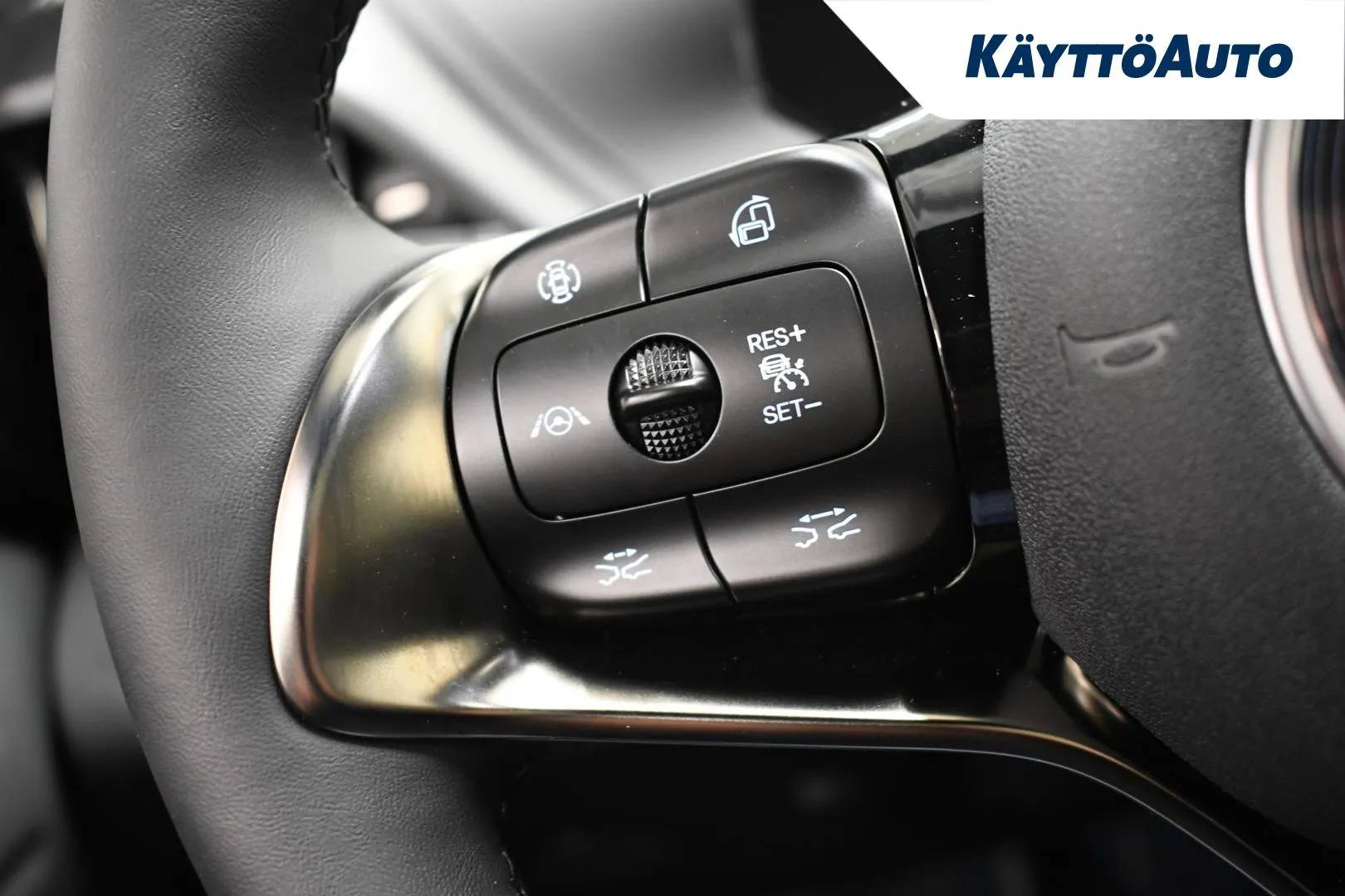 BYD Atto 3 MRJ-268 carousel image