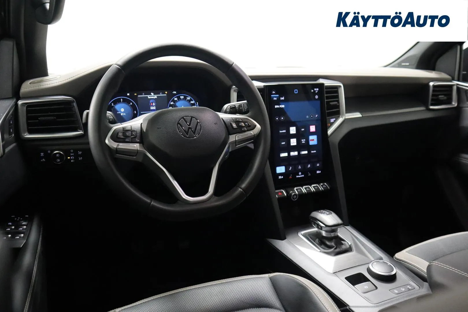 Volkswagen Amarok RXL-199 carousel image