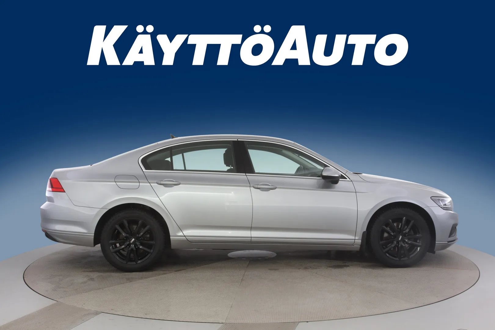 VOLKSWAGEN Passat XPH-153 carousel image