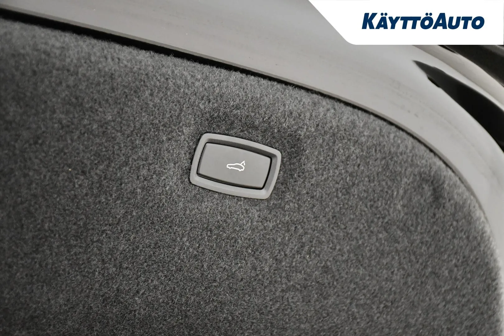 PORSCHE Taycan FPH-140 carousel image