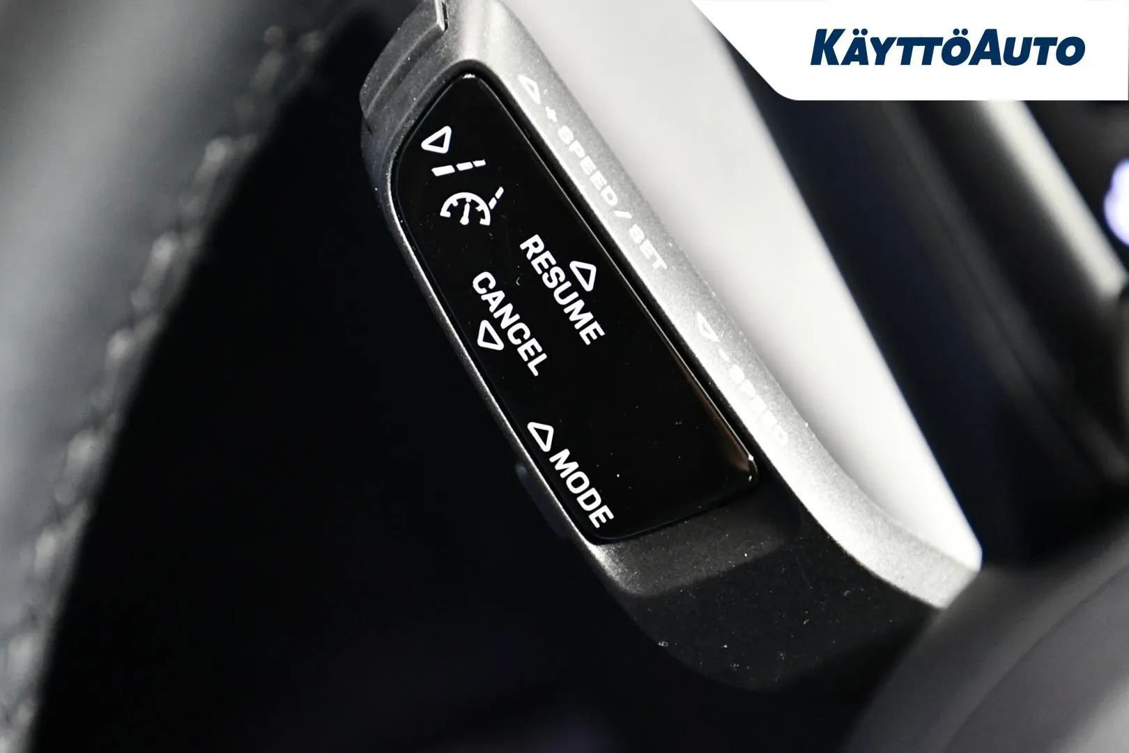 PORSCHE Taycan FPH-140 carousel image