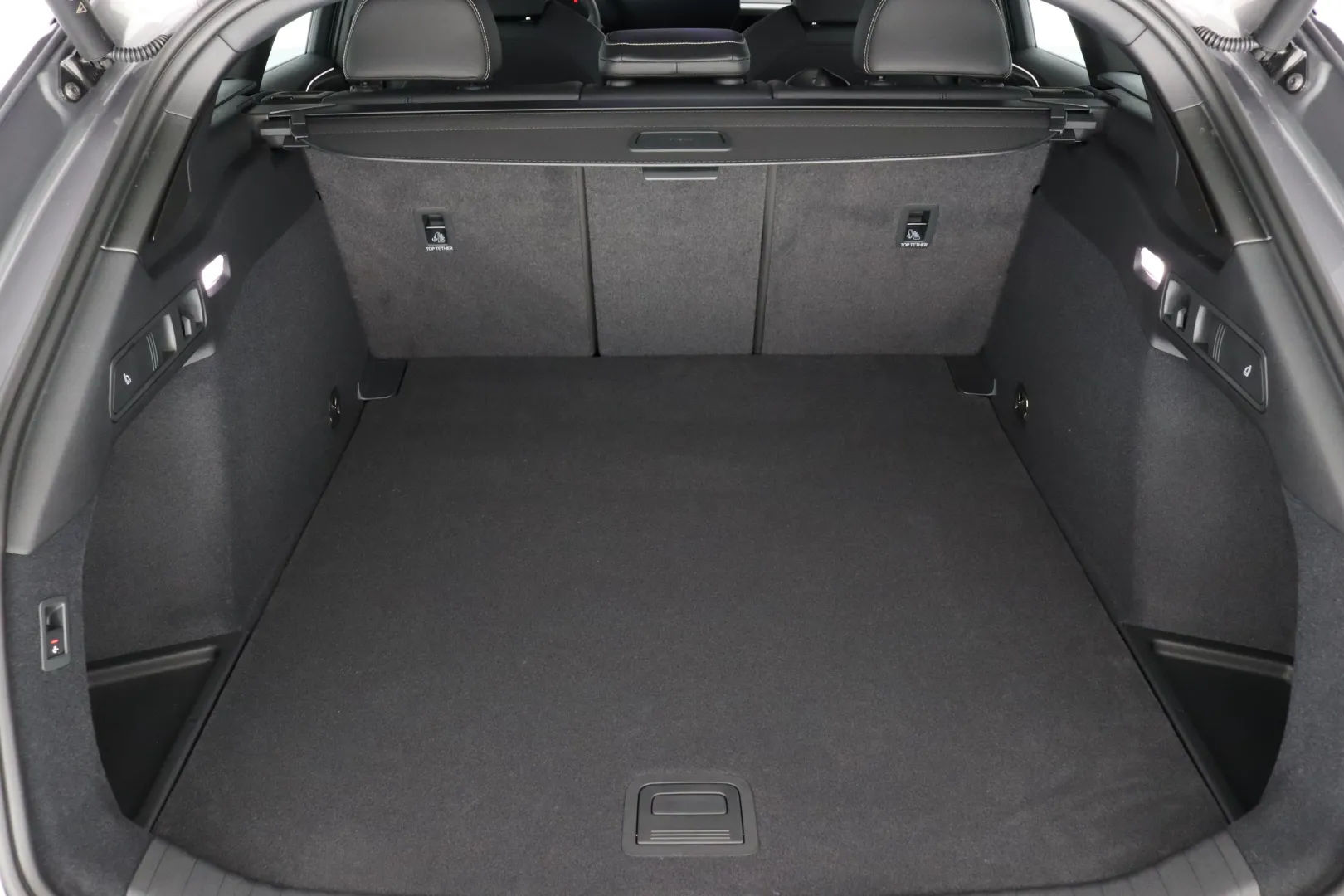 Audi A6 e-tron XTK-209 carousel image