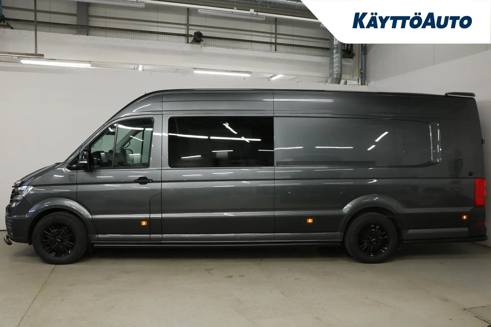 Volkswagen Crafter RXJ-995 carousel image