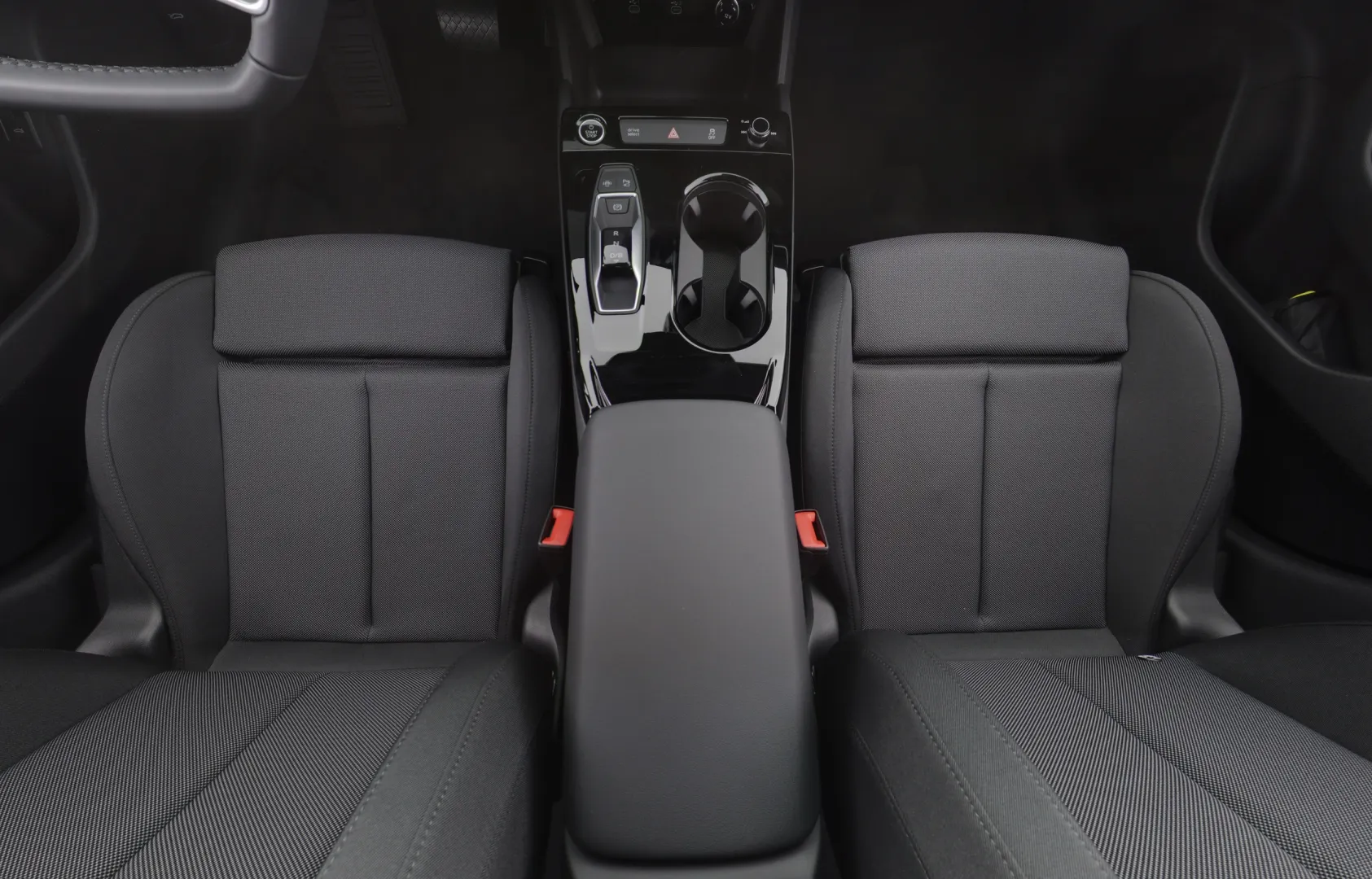 Audi A6 e-tron ZPL-317 carousel image