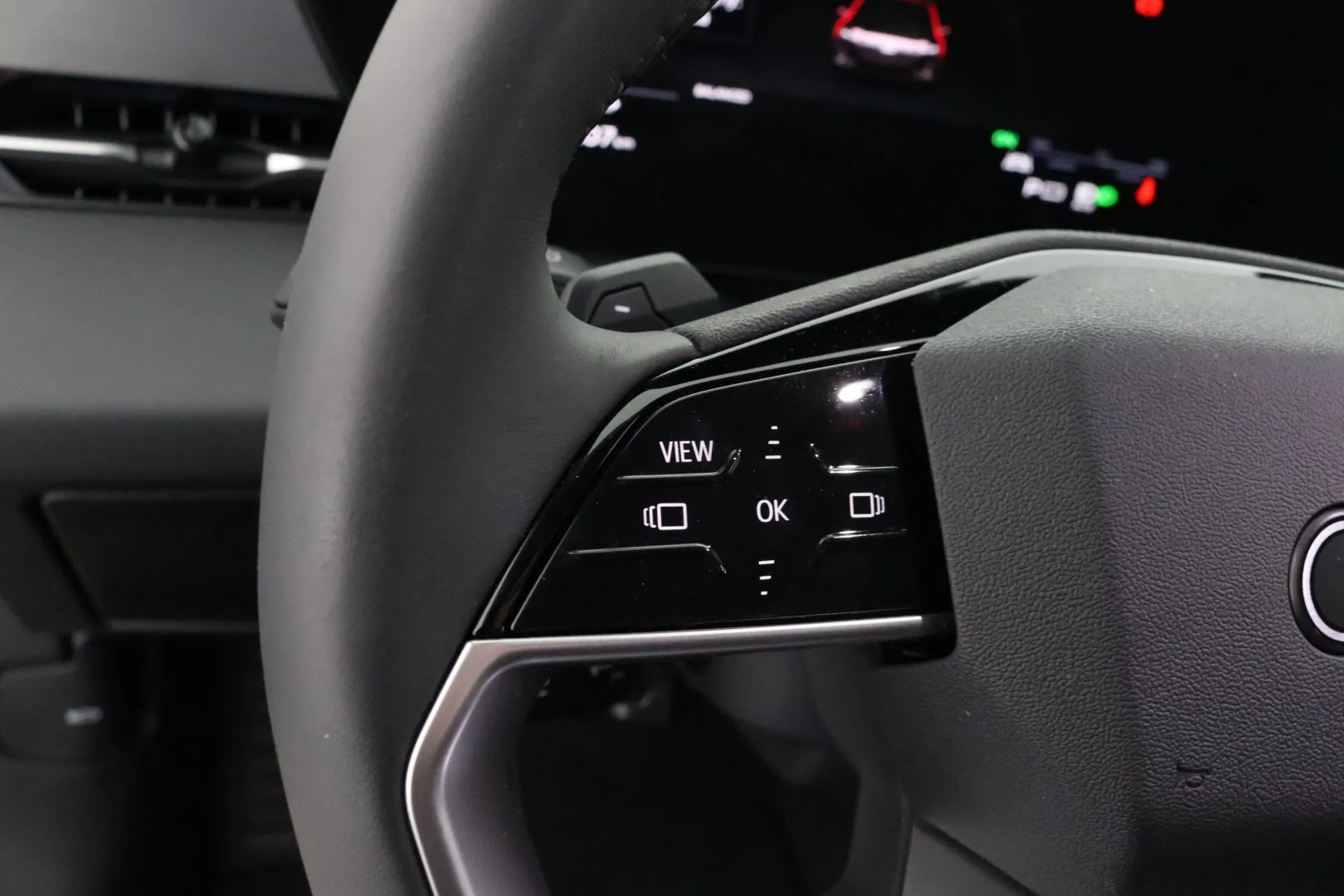 Audi A6 e-tron ZPL-317 carousel image