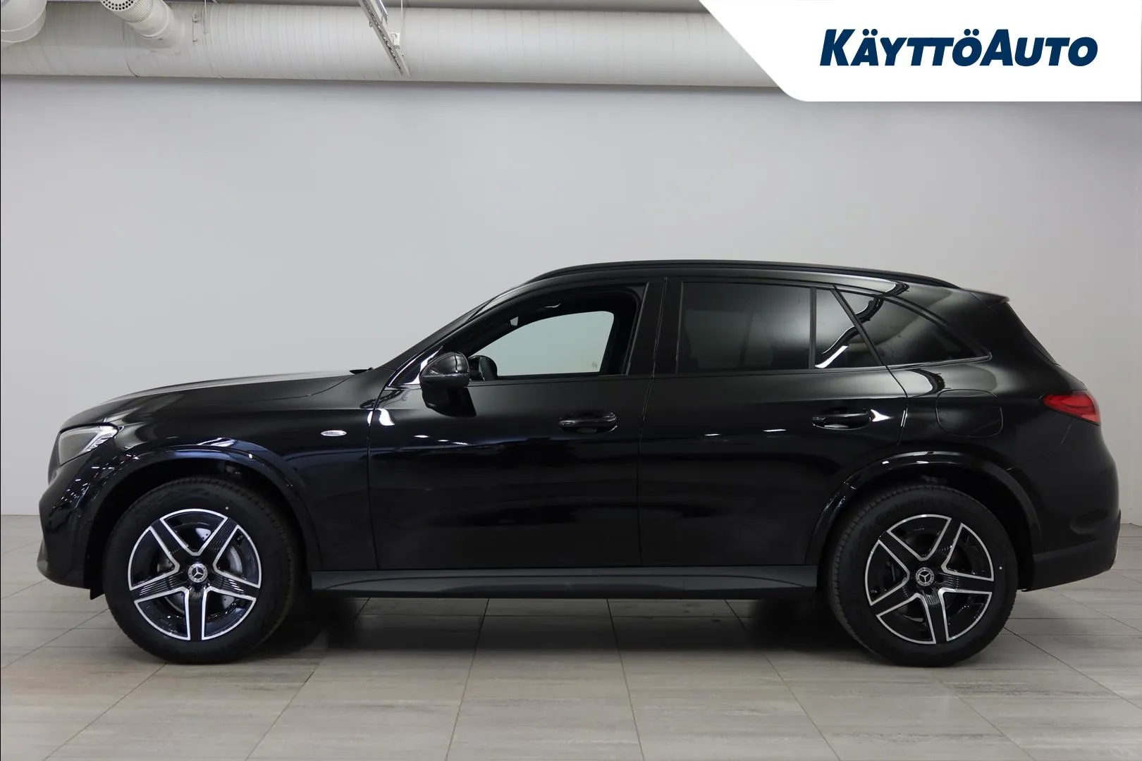 Mercedes-Benz GLC RXM-227 carousel image