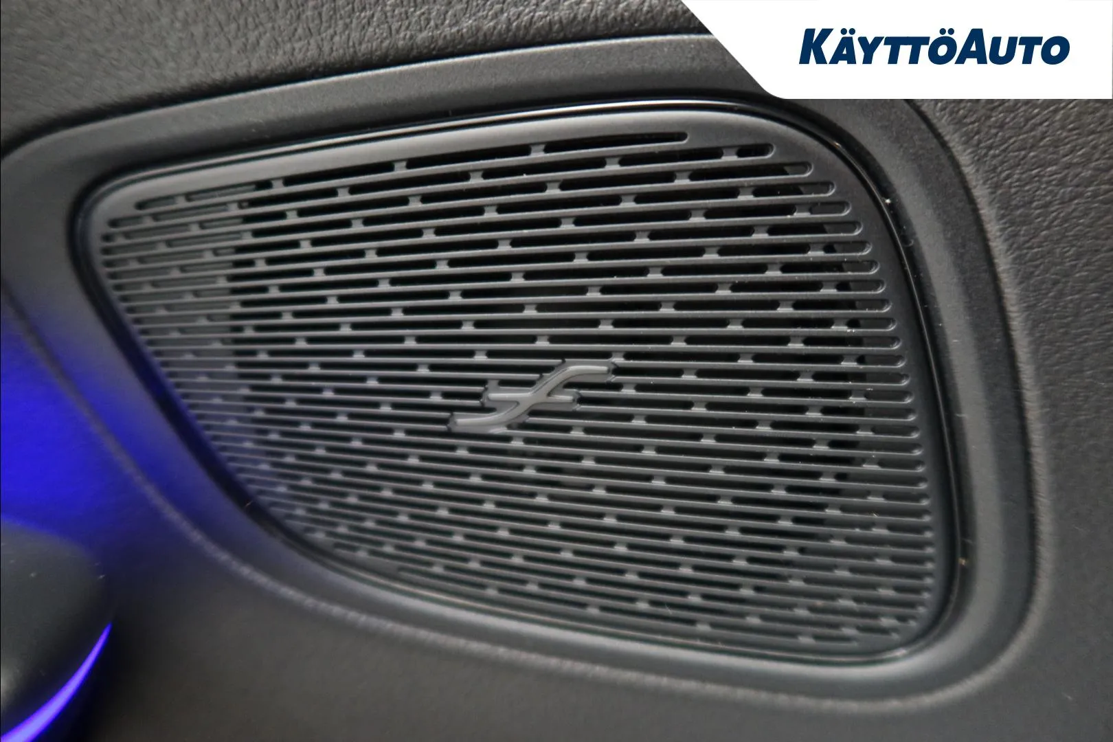 Mercedes-Benz GLC RXM-227 carousel image