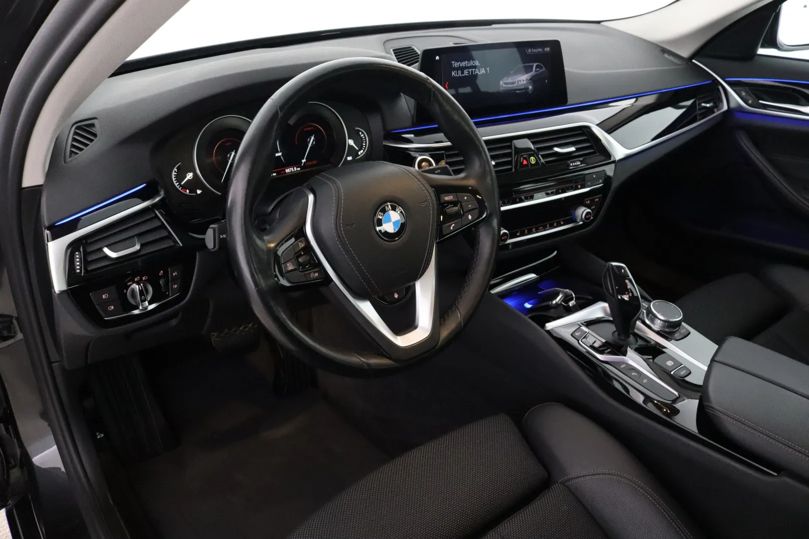 BMW 530 GNE-898 carousel image