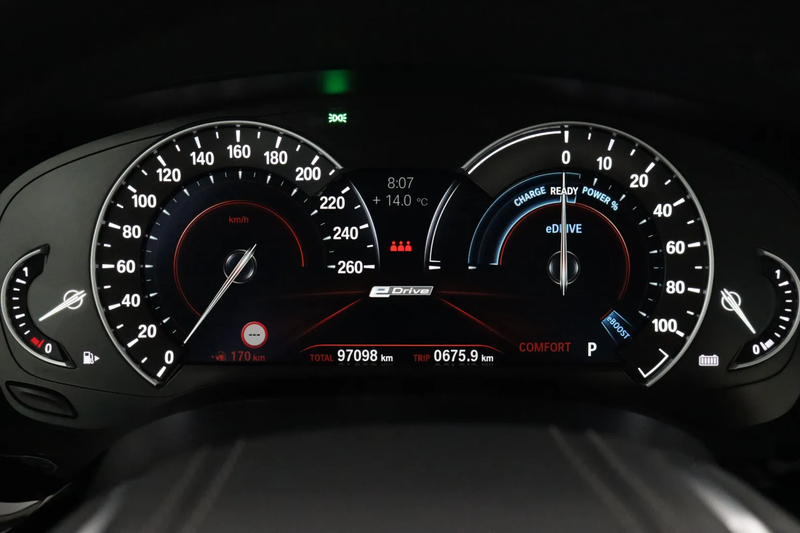 BMW 530 GNE-898 carousel image