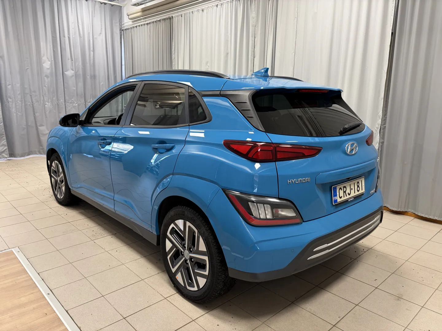 HYUNDAI KONA CRJ-181 carousel image