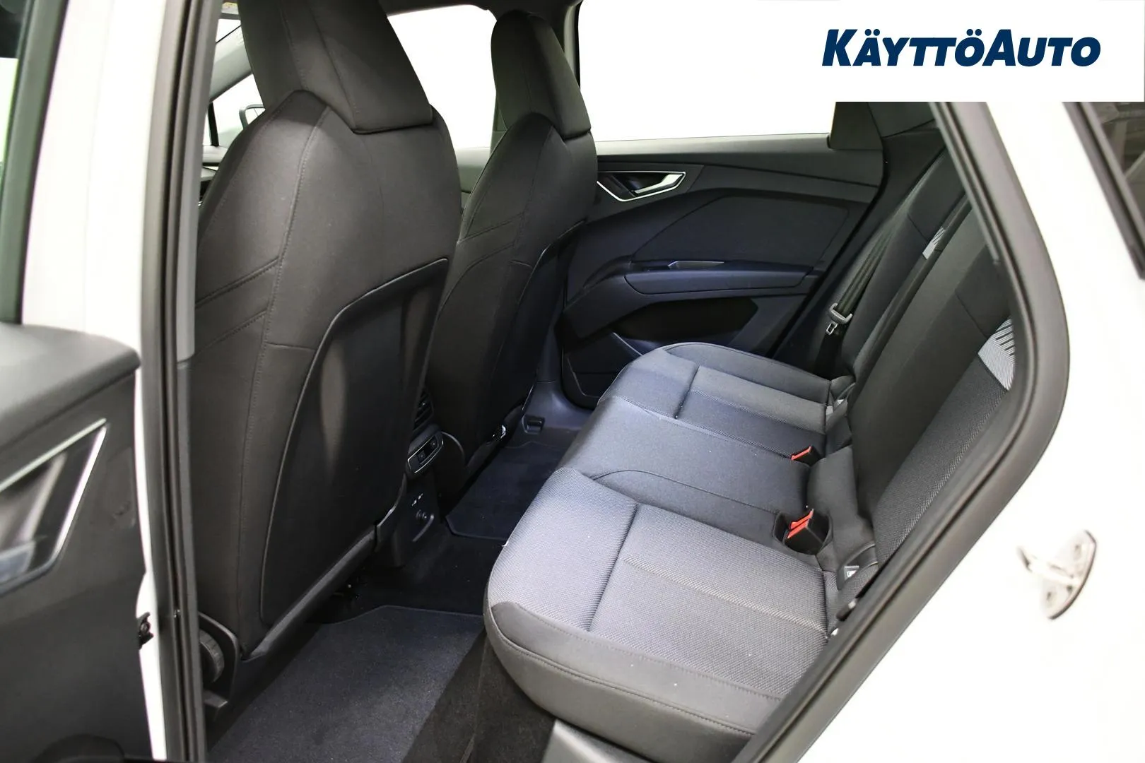 Audi Q4 e-tron JOB-369 carousel image