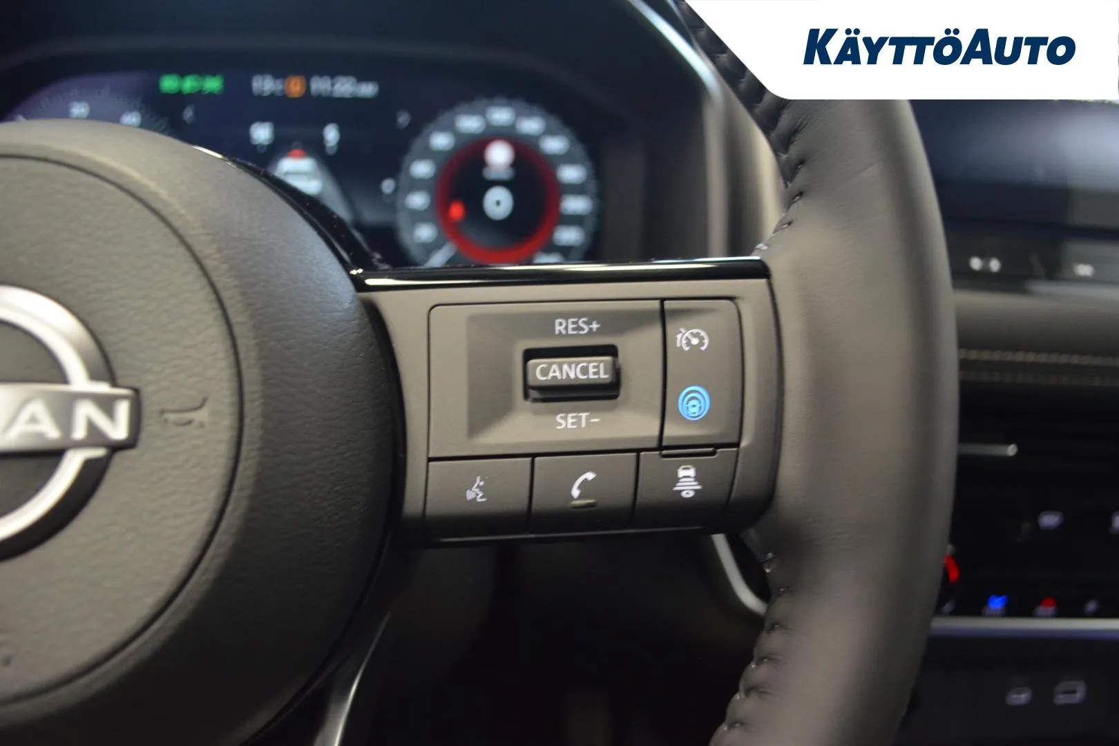 Nissan X-Trail SZJ-550 carousel image