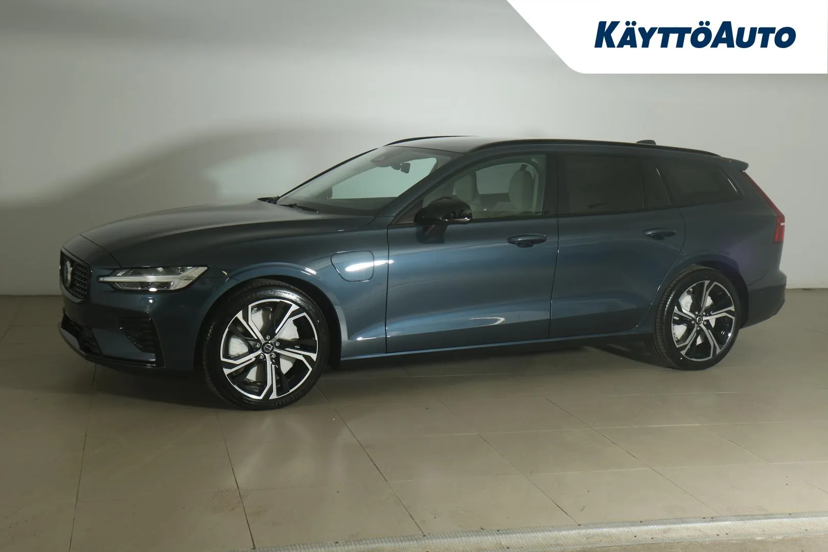 Volvo V60 JOF-302 carousel image