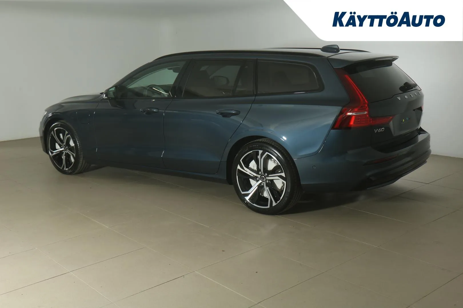 Volvo V60 JOF-302 carousel image