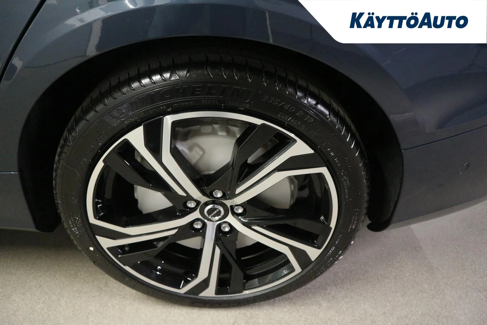 Volvo V60 JOF-302 carousel image