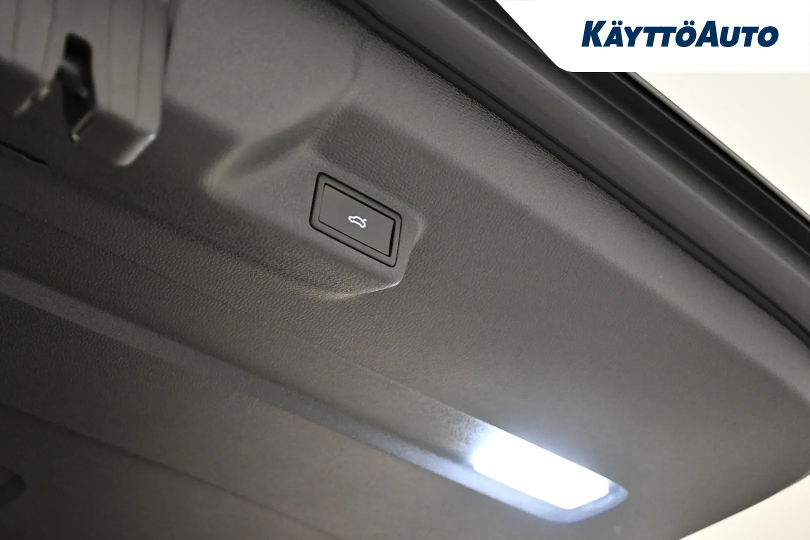 Volkswagen ID. Buzz CSI-239 carousel image