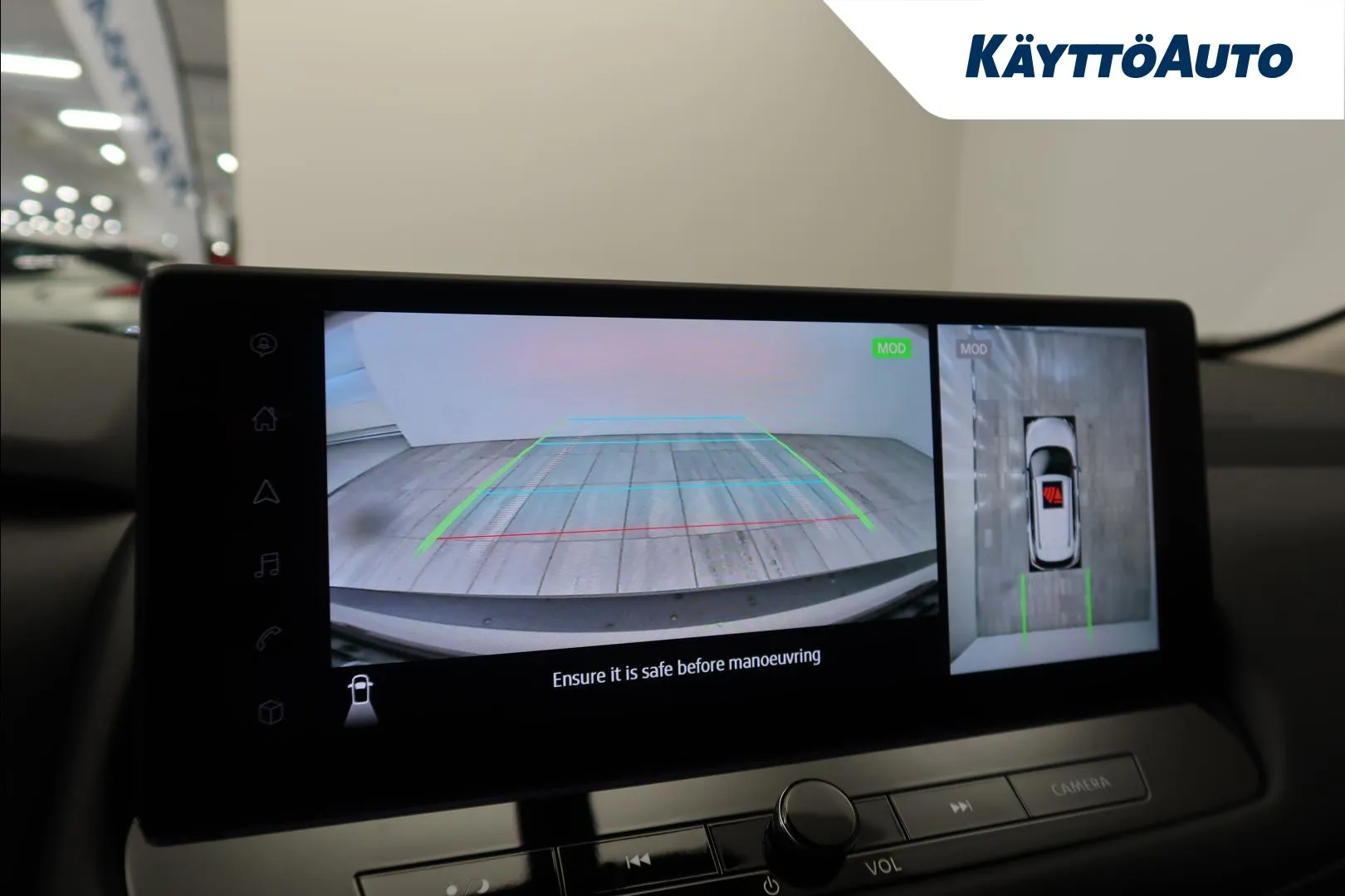 Nissan X-Trail XTJ-570 carousel image