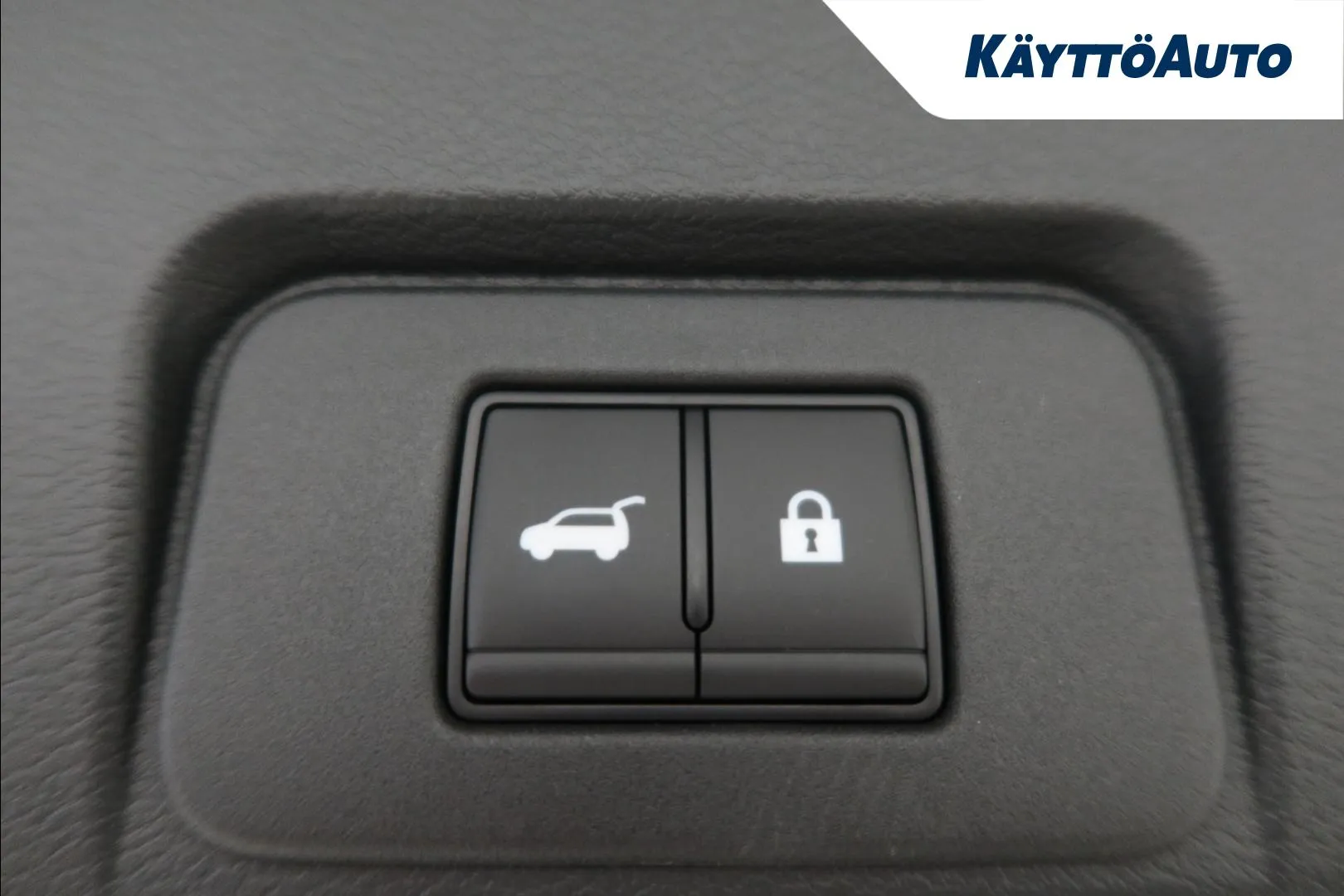 Nissan X-Trail XTJ-570 carousel image