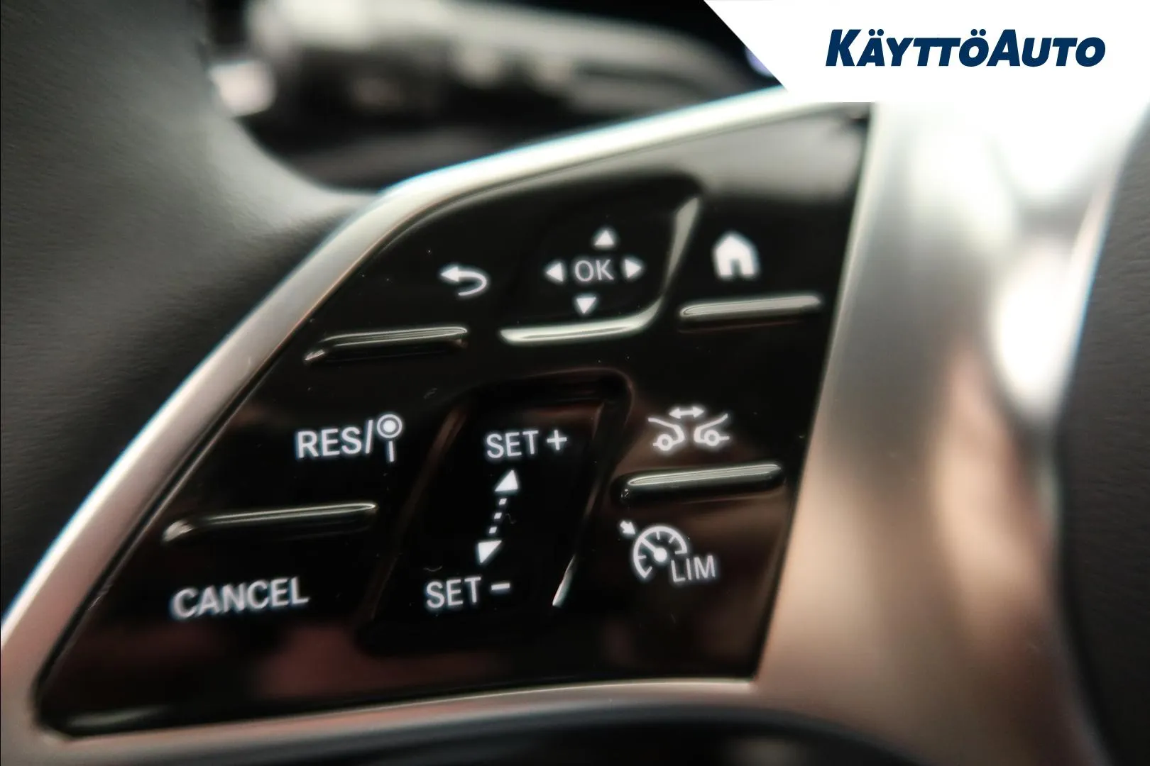 Mercedes-Benz A RXN-802 carousel image