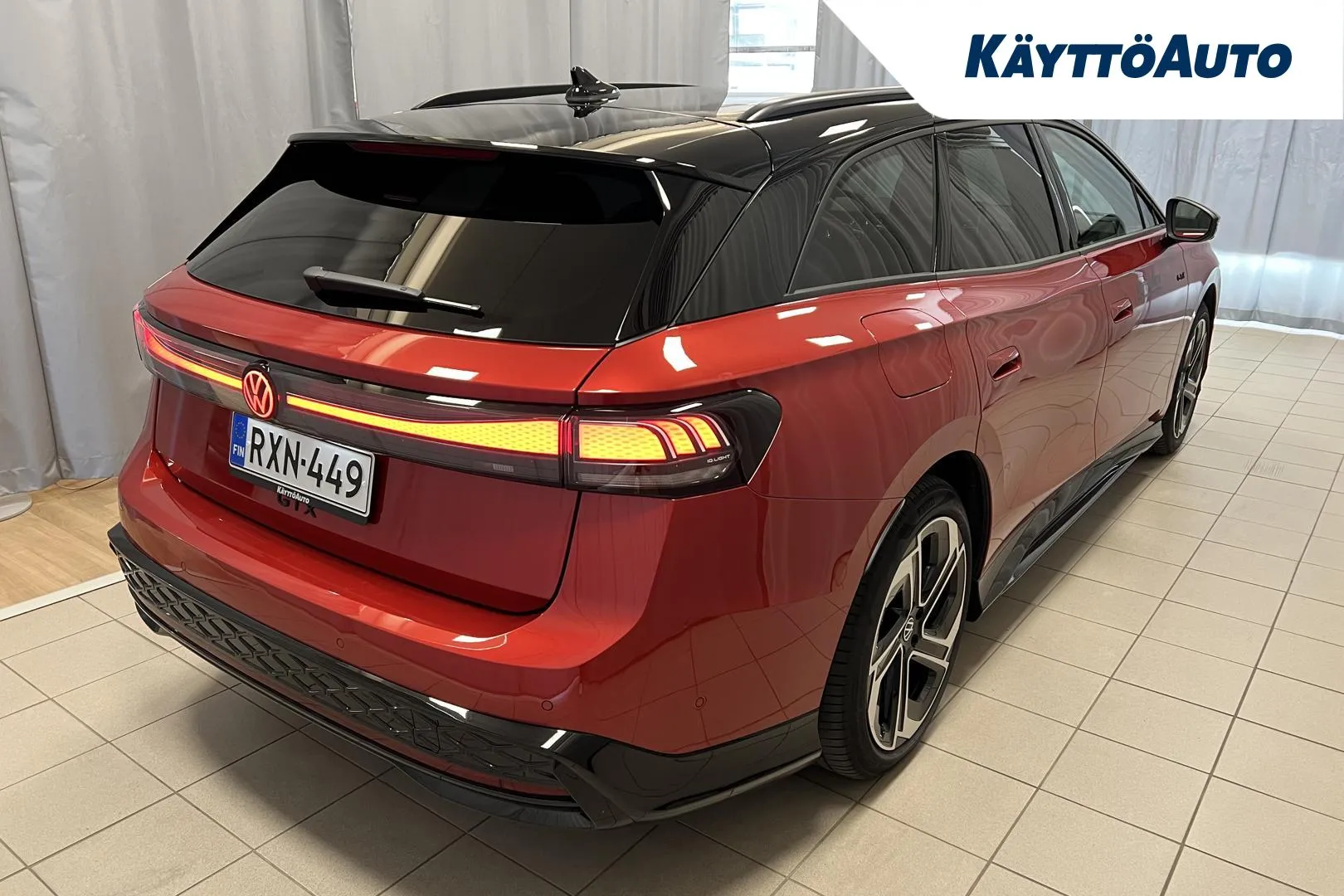 Volkswagen ID.7 RXN-449 carousel image