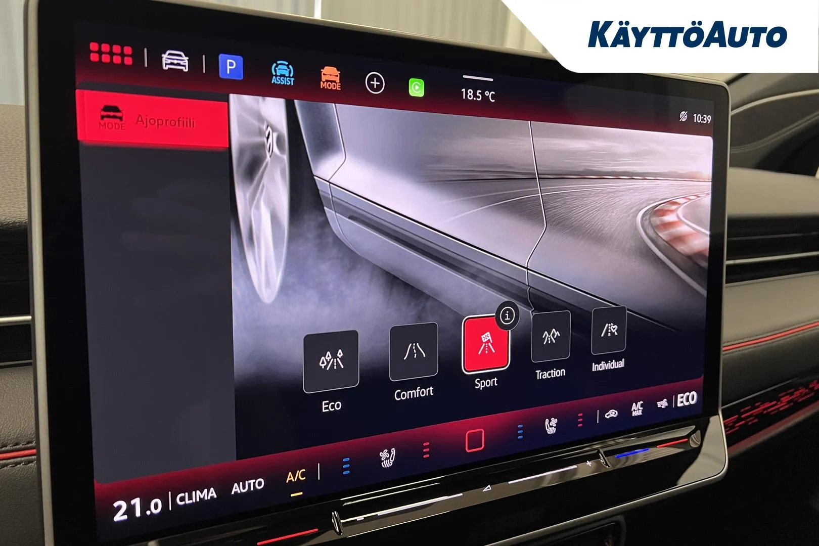 Volkswagen ID.7 RXN-449 carousel image