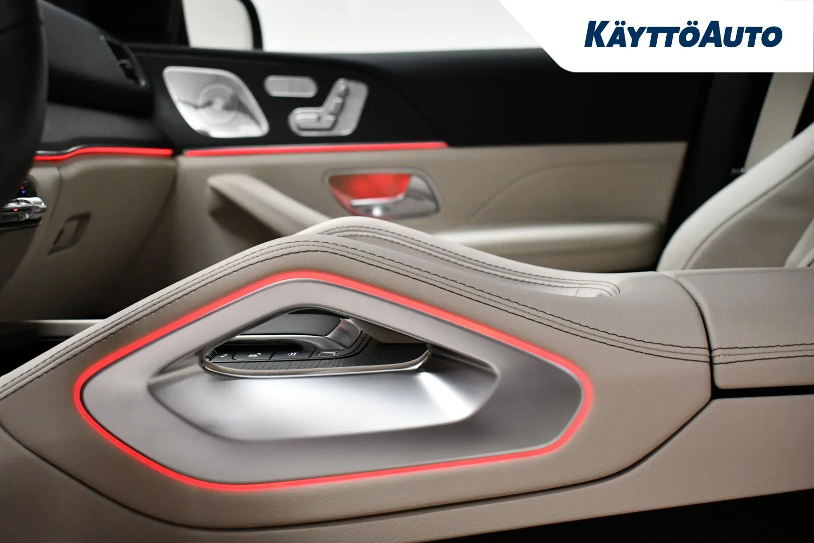 MERCEDES-BENZ GLE CSG-462 carousel image